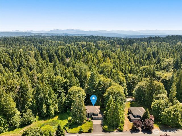 18604 215th Way NE, Woodinville, WA 98077