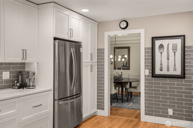 18604 215th Way NE, Woodinville, WA 98077