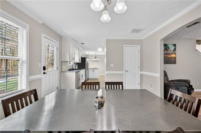 1453 Solomon Drive, Winder, GA 30680