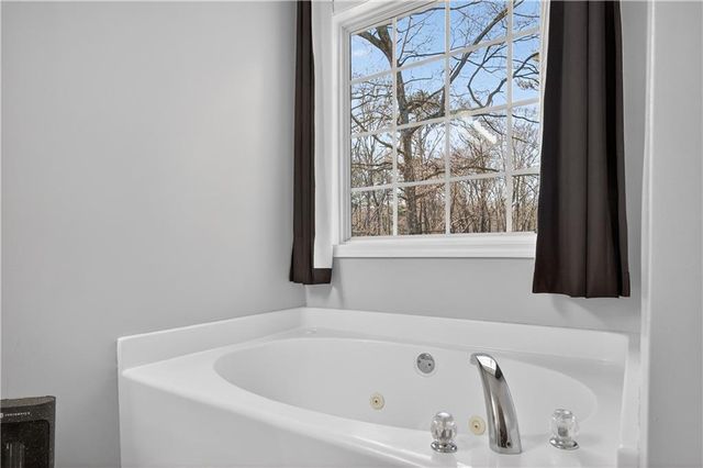 1453 Solomon Drive, Winder, GA 30680