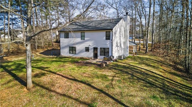 1453 Solomon Drive, Winder, GA 30680