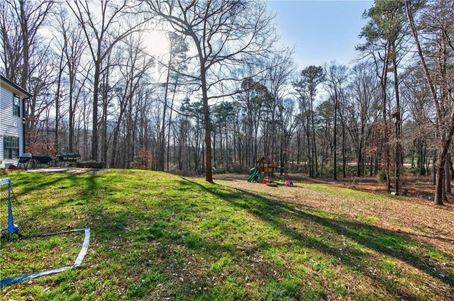 1453 Solomon Drive, Winder, GA 30680