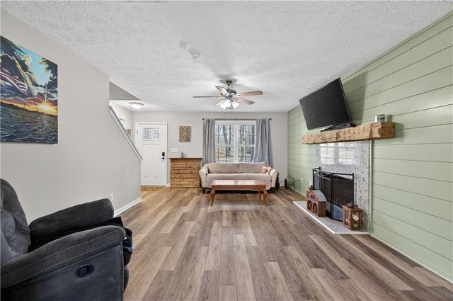 1453 Solomon Drive, Winder, GA 30680