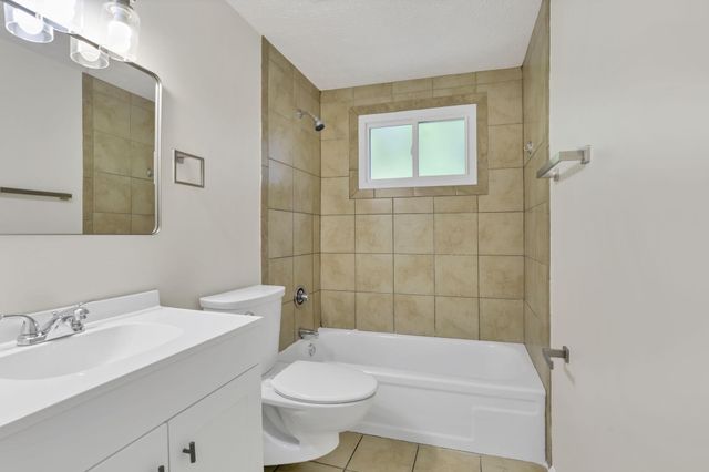 435 Carolann Avenue, Columbus, OH 43207