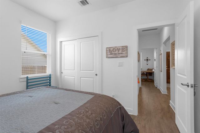 954 Golden Willow Lane, Conroe, TX 77304