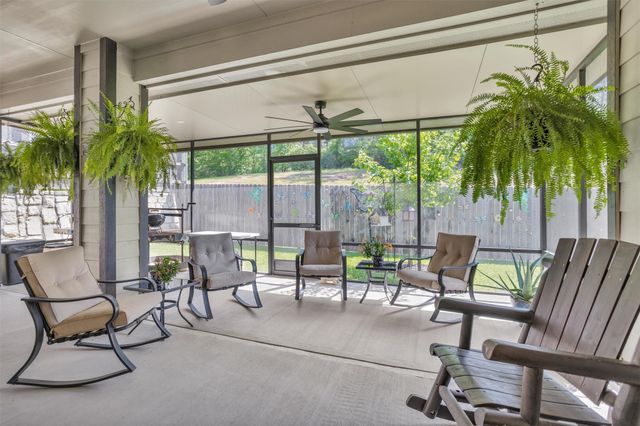 954 Golden Willow Lane, Conroe, TX 77304