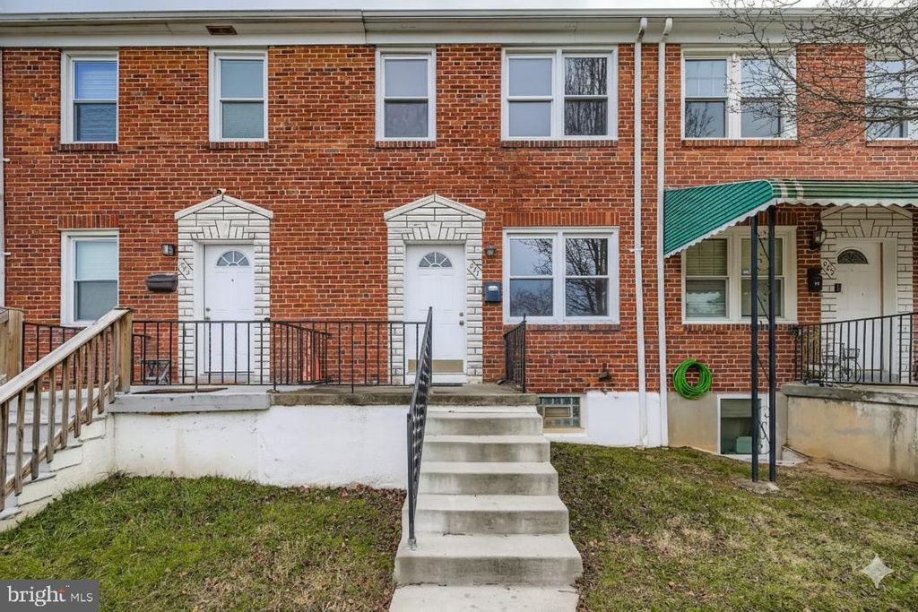 571 WELBROOK RD, Baltimore, MD 21221