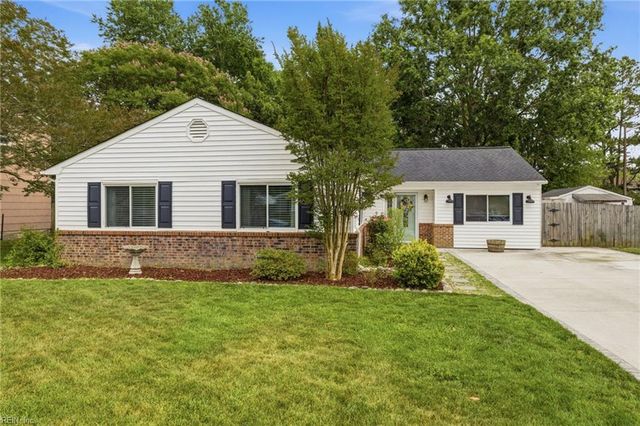 1801 Oneida CT, Virginia Beach, VA 23453