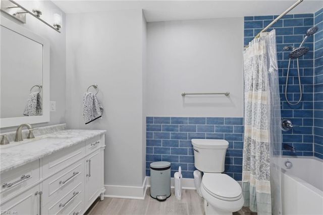1801 Oneida CT, Virginia Beach, VA 23453