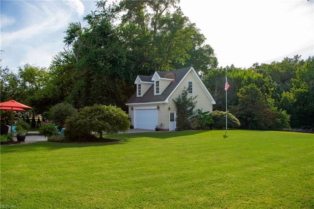 1933 Governors Pointe DR, Suffolk, VA 23436