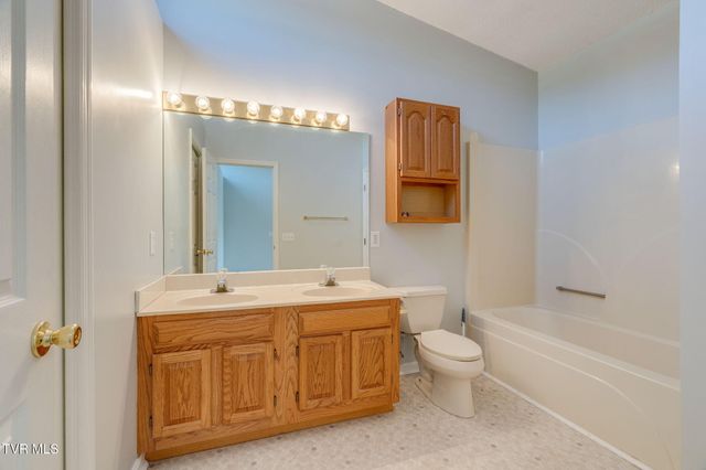 503 Phoenix Court 503, Kingsport, TN 37663