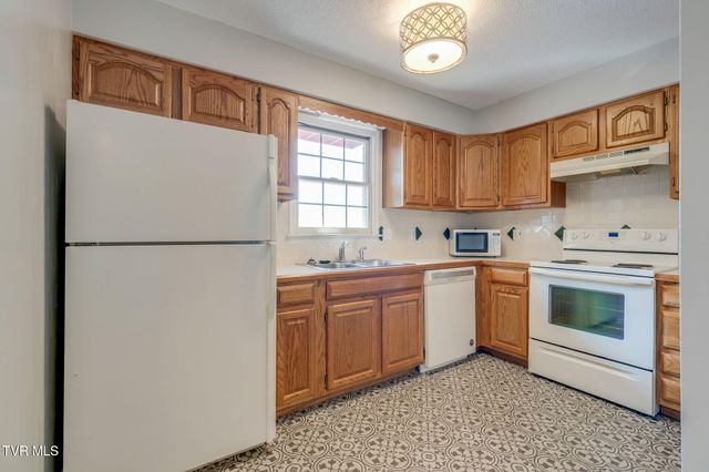 503 Phoenix Court 503, Kingsport, TN 37663