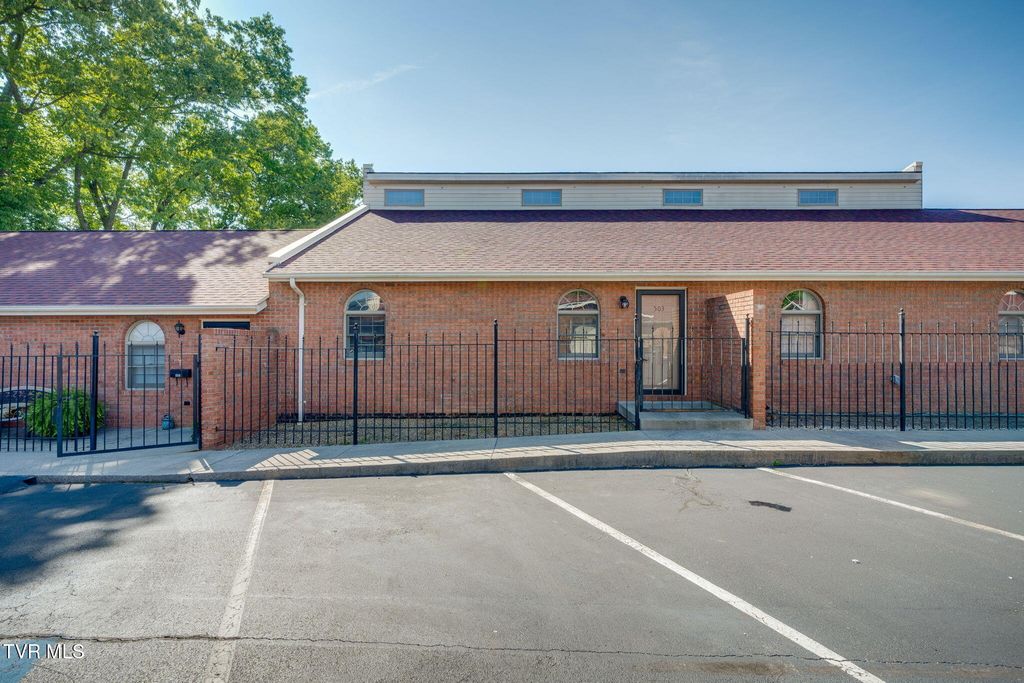 503 Phoenix Court 503, Kingsport, TN 37663