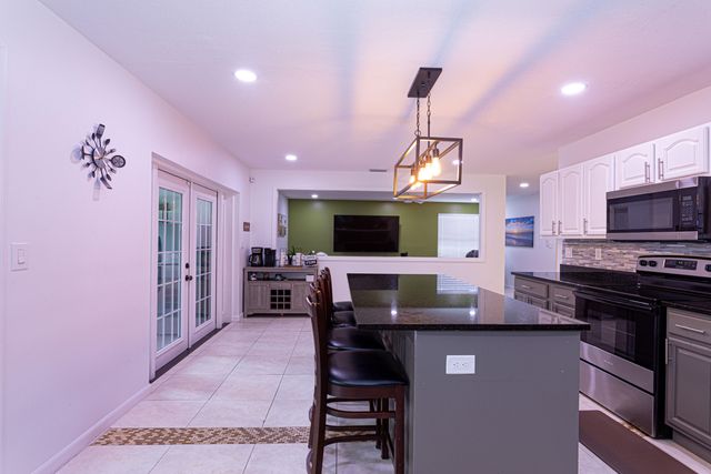 5756 Orchard Way, West Palm Beach, FL 33417