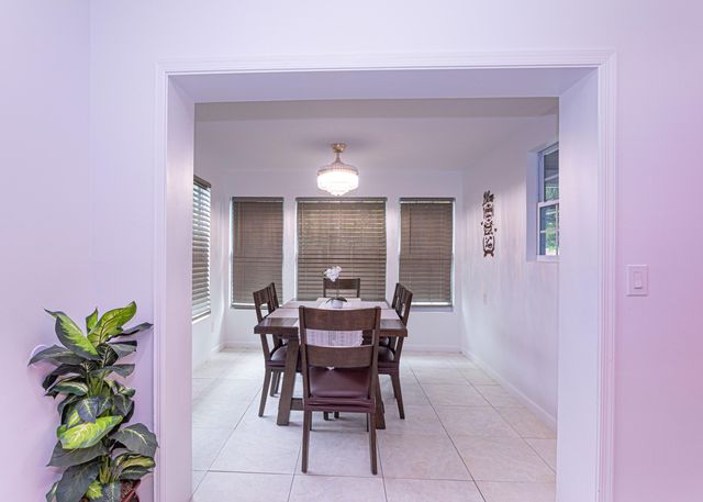 5756 Orchard Way, West Palm Beach, FL 33417