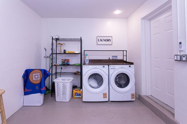 5756 Orchard Way, West Palm Beach, FL 33417