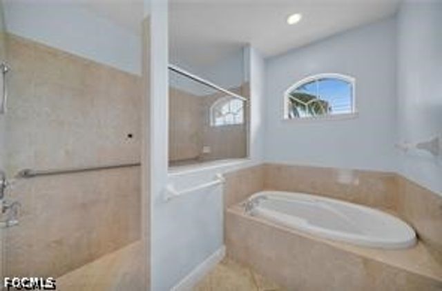 621 NW 37th AVE, Cape Coral, FL 33993