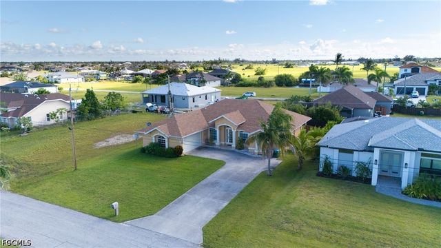 621 NW 37th AVE, Cape Coral, FL 33993
