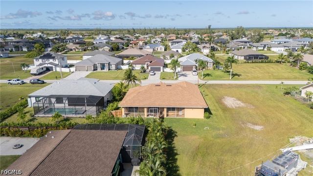 621 NW 37th AVE, Cape Coral, FL 33993