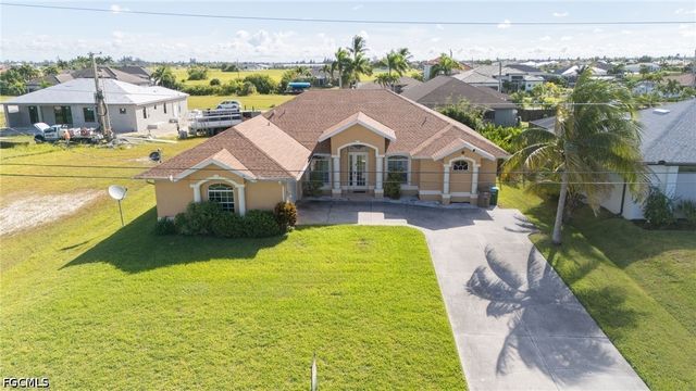 621 NW 37th AVE, Cape Coral, FL 33993