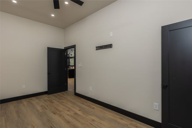 2015 Dobbs Valley Road, Mineral Wells, TX 76067