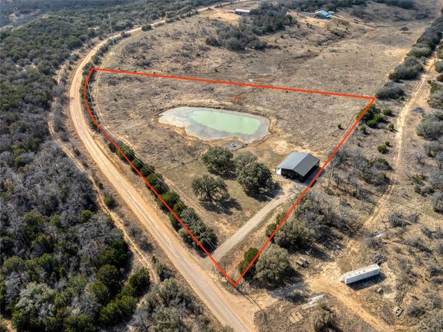 2015 Dobbs Valley Road, Mineral Wells, TX 76067