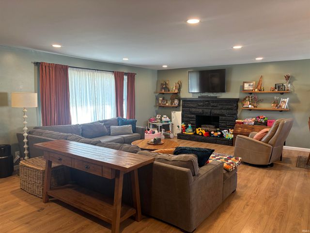 1014 W Alto Road, Kokomo, IN 46902