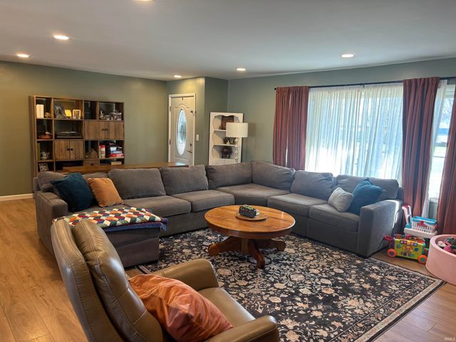 1014 W Alto Road, Kokomo, IN 46902