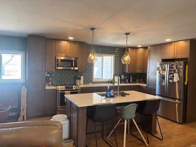 1014 W Alto Road, Kokomo, IN 46902