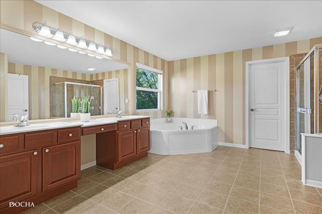 25004 W Prairie Grove Drive, Plainfield, IL 60585