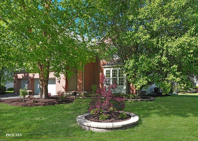 25004 W Prairie Grove Drive, Plainfield, IL 60585
