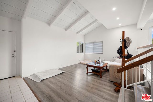 10444 Canoga Avenue 26, Chatsworth (los Angeles), CA 91311