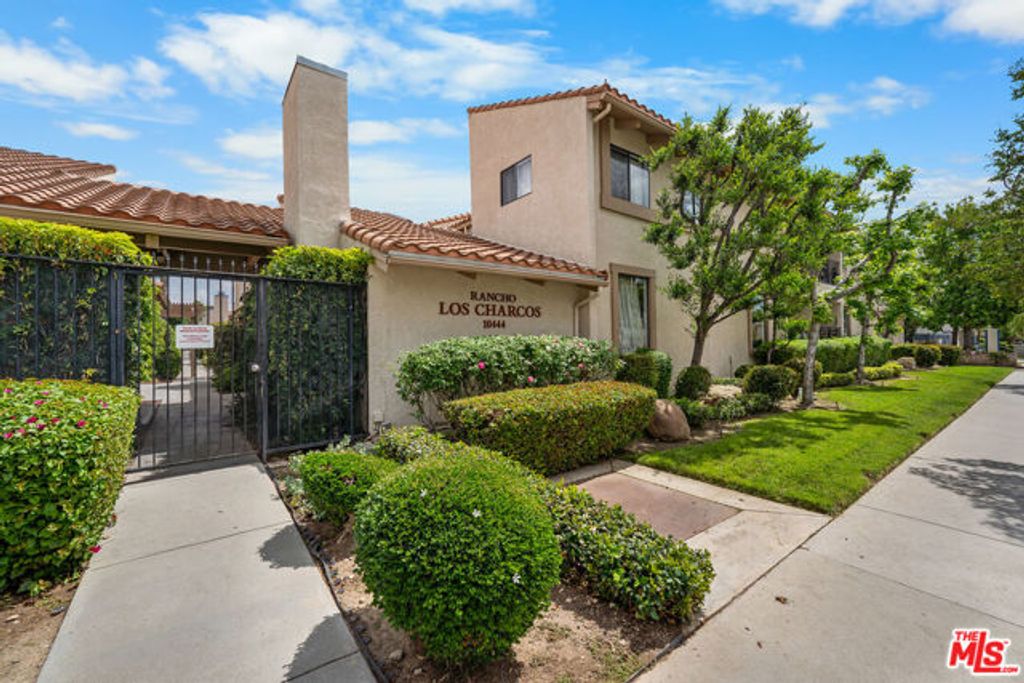 10444 Canoga Avenue 26, Chatsworth (los Angeles), CA 91311