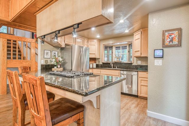 39112 Littlefield Road, Shaver Lake, CA 93664