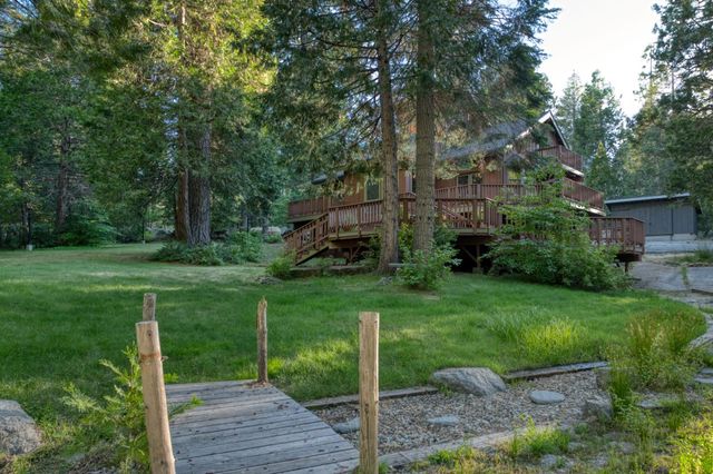 39112 Littlefield Road, Shaver Lake, CA 93664
