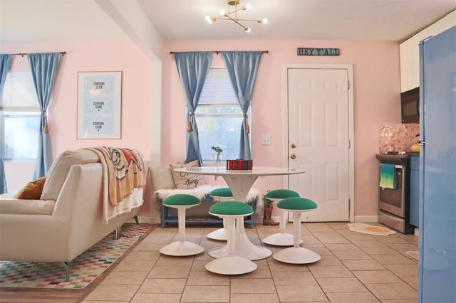 1007 Johnson ST, Lockhart, TX 78644