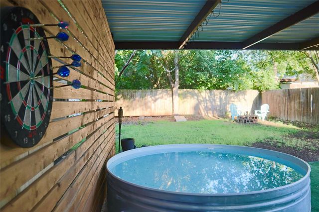 1007 Johnson ST, Lockhart, TX 78644