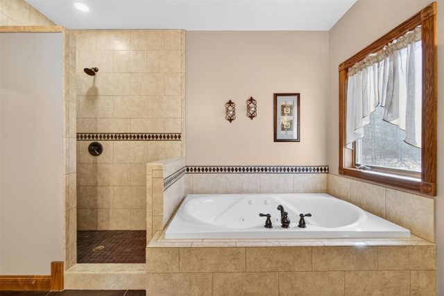 6820 Bowerman Road, Horton, MI 49246