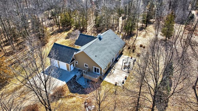 6820 Bowerman Road, Horton, MI 49246