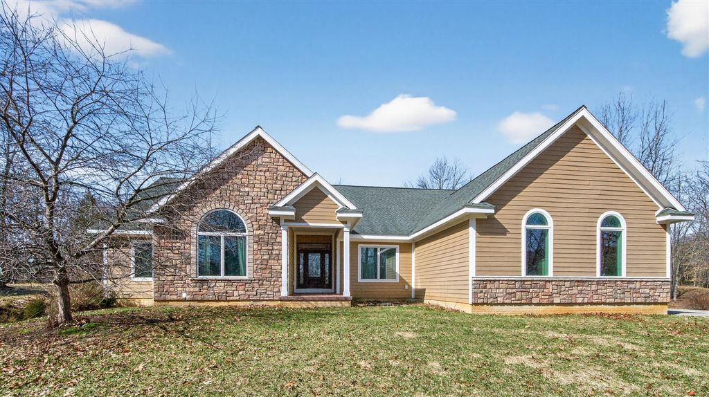 6820 Bowerman Road, Horton, MI 49246