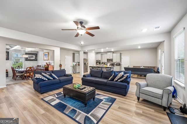 415 Traditions Lane, Hampton, GA 30228