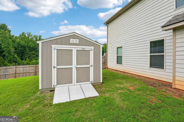415 Traditions Lane, Hampton, GA 30228