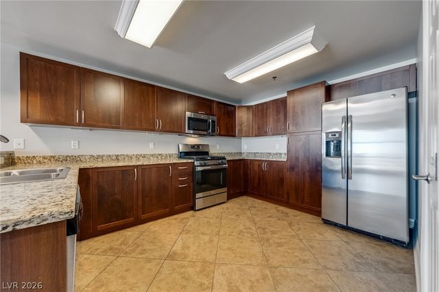 150 Las Vegas Boulevard 2203, Las Vegas, NV 89101