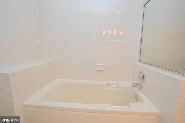 1-F RUTLAND LN, Monroe Township, NJ 08831