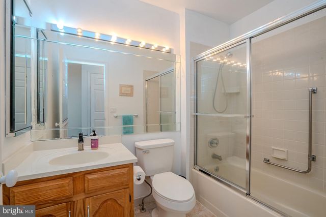 1-F RUTLAND LN, Monroe Township, NJ 08831