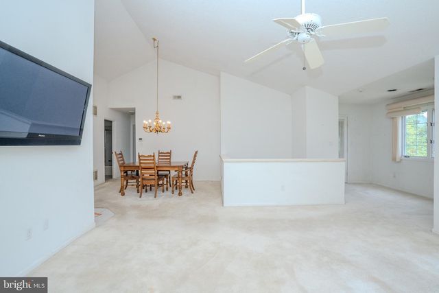 1-F RUTLAND LN, Monroe Township, NJ 08831