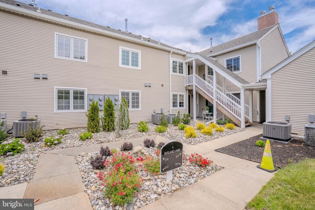 1-F RUTLAND LN, Monroe Township, NJ 08831