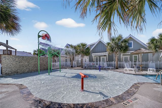 14936 Smugglers Cove Dr, Corpus Christi, TX 78418