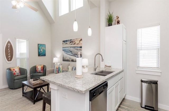 14936 Smugglers Cove Dr, Corpus Christi, TX 78418