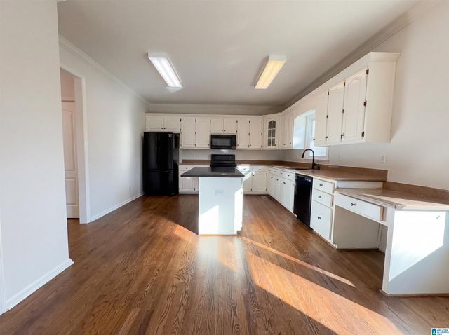 2020 CROSSCREST DRIVE, Hoover, AL 35244